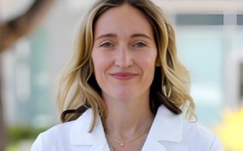 Dr. Kelly Miller